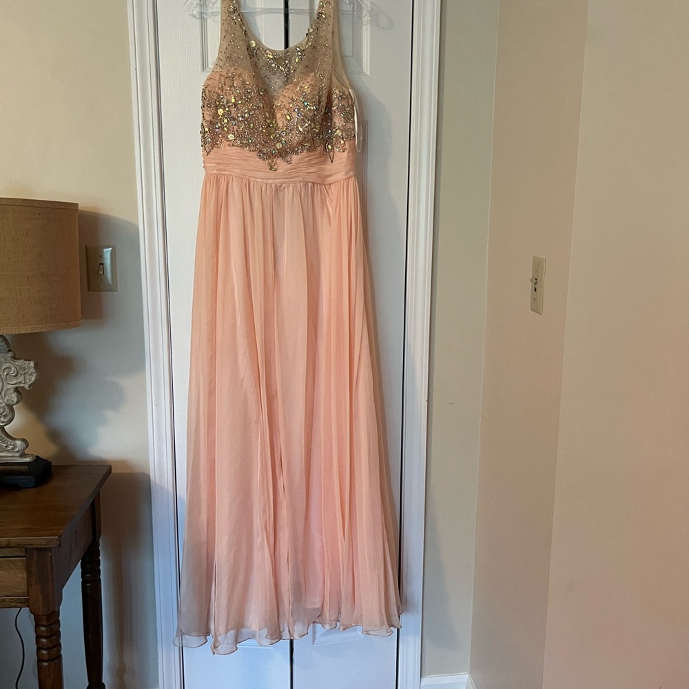 Elegant Strapless Pink floor length dress. Elegant.
